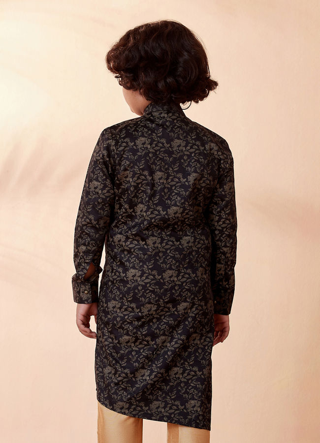 Manyavar Boys Boys Black Floral Printed Side Open Kurta Set