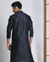 alt message - Manyavar Men Navy Blue Self Design Kurta Pajama image number 2