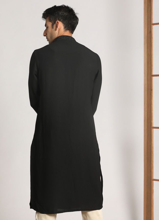 Black Solid Minimalist Kurta Pajama image number 2