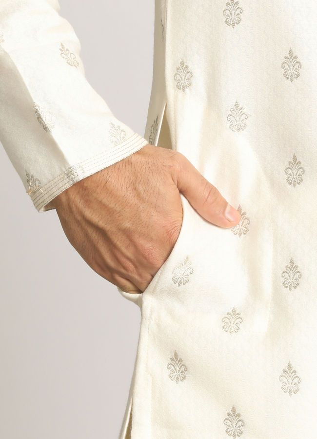 alt message - Manyavar Men Pearl White Kurta Jacket With Printed Motifs image number 2