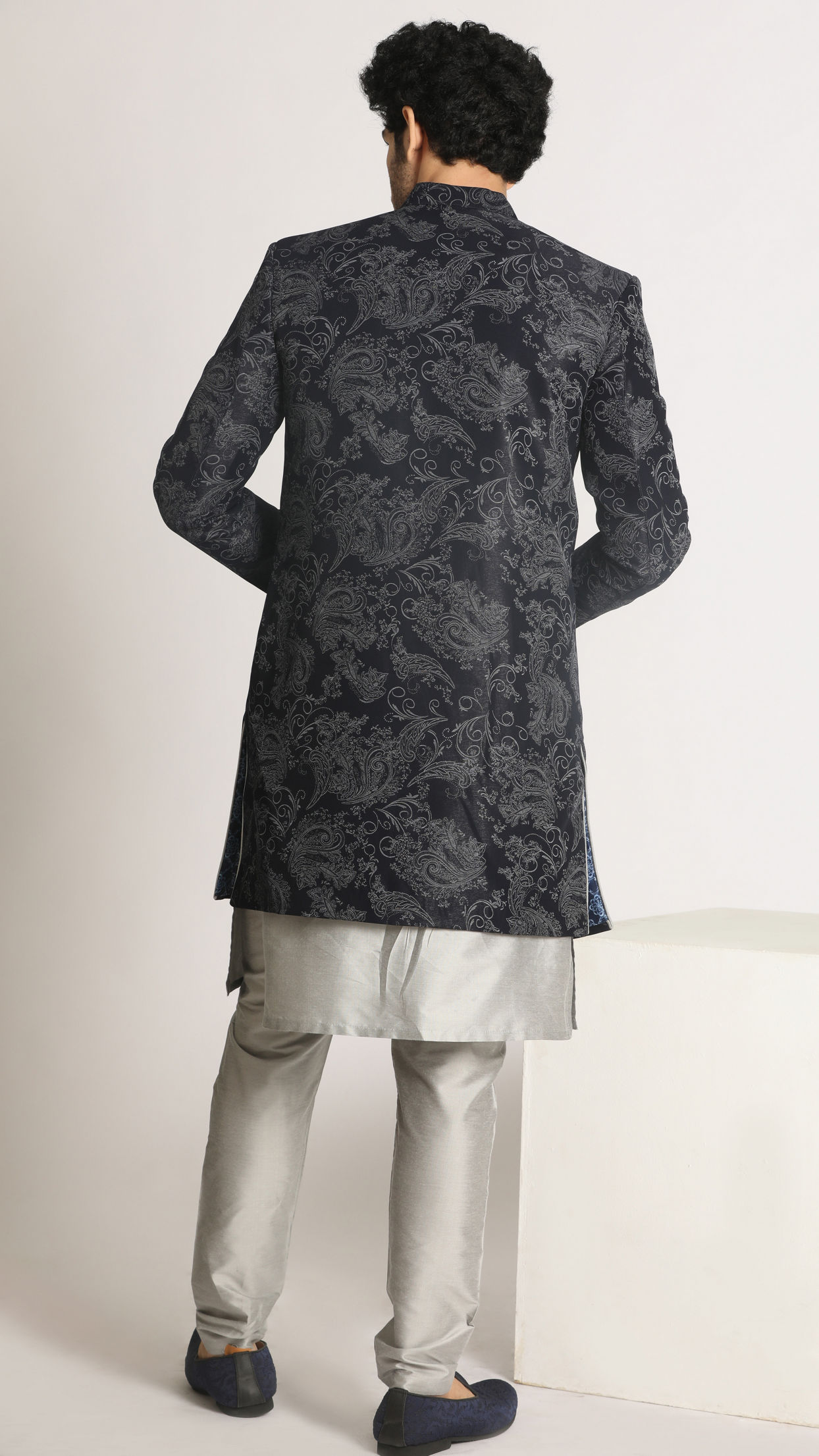 alt message - Manyavar Men Dark Blue Indo Western With Grey Pattern image number 2