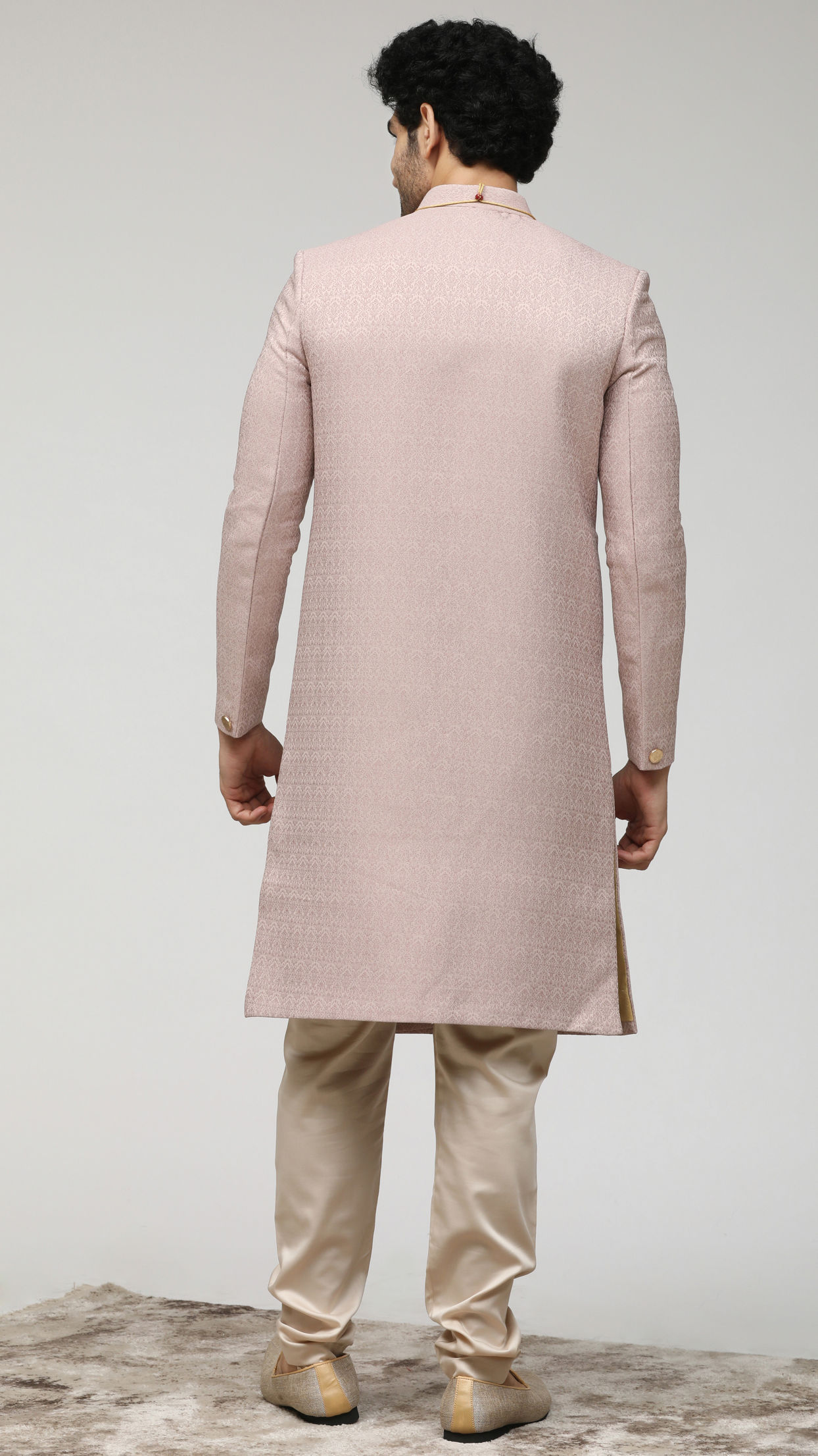 Manyavar Men Salmon Pink Self Design Sherwani