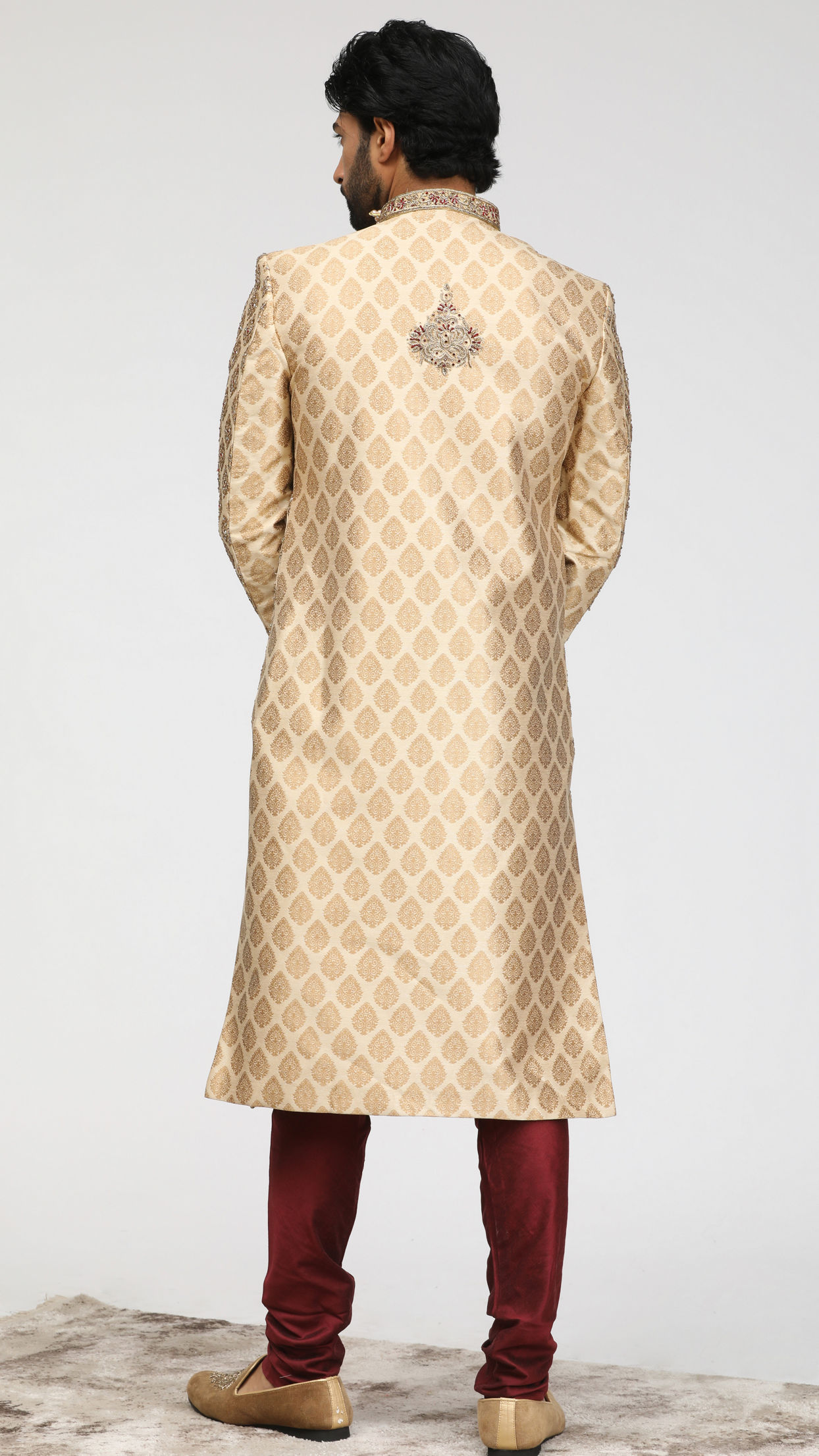 Manyavar Men Embellished Fawn Patterned Sherwani