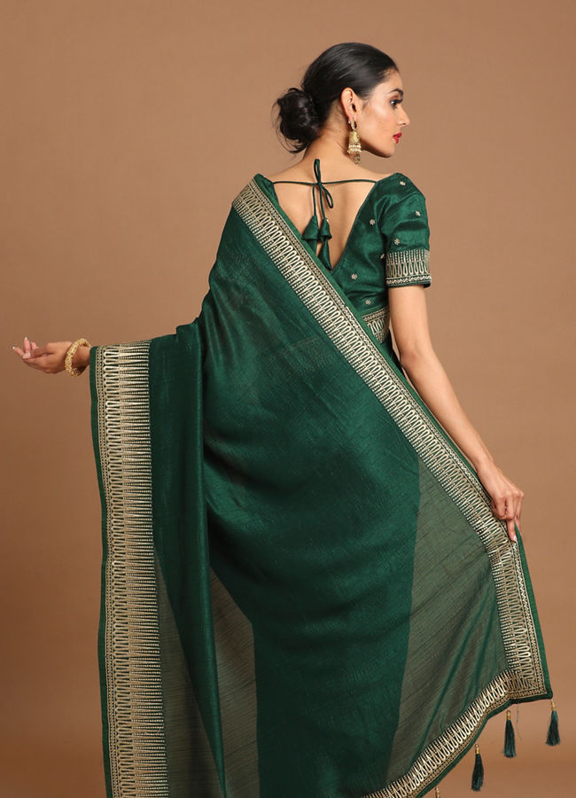 alt message - Mohey Women Bodacious Bottle Green Saree image number 2