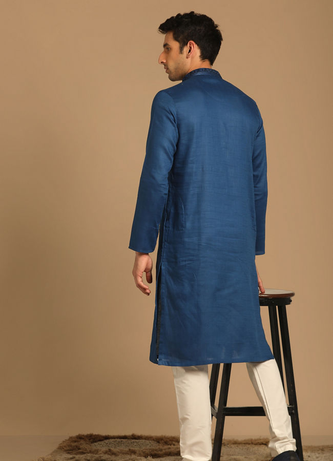 alt message - Manyavar Men Sober Blue Kurta Pajama image number 2