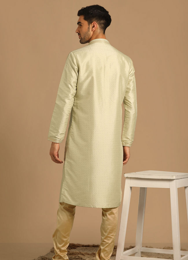 alt message - Manyavar Men Pista Self Booti Kurta Pajama image number 3