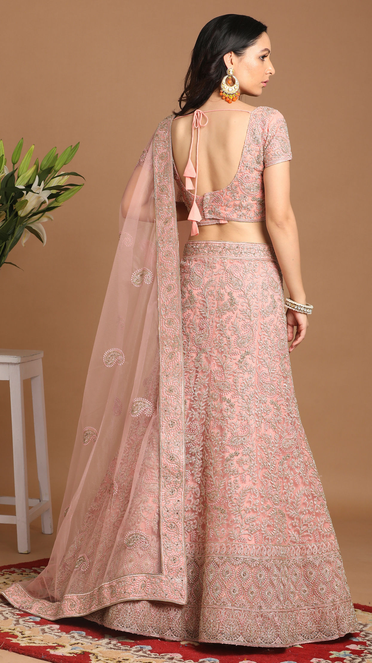 alt message - Mohey Women Playful Pink Lehenga image number 3