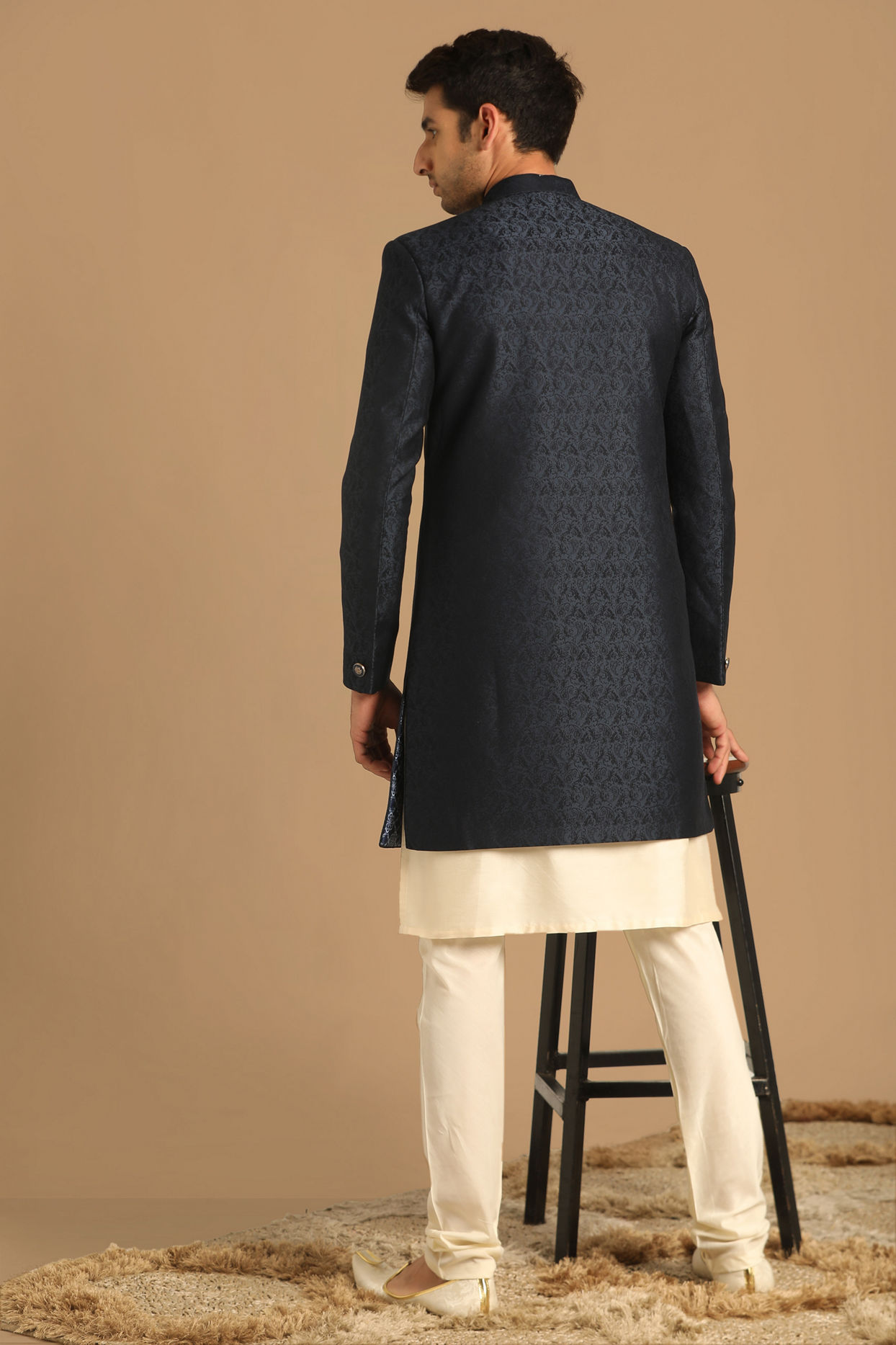 alt message - Manyavar Men Sophisticated Blue Indo Western image number 2