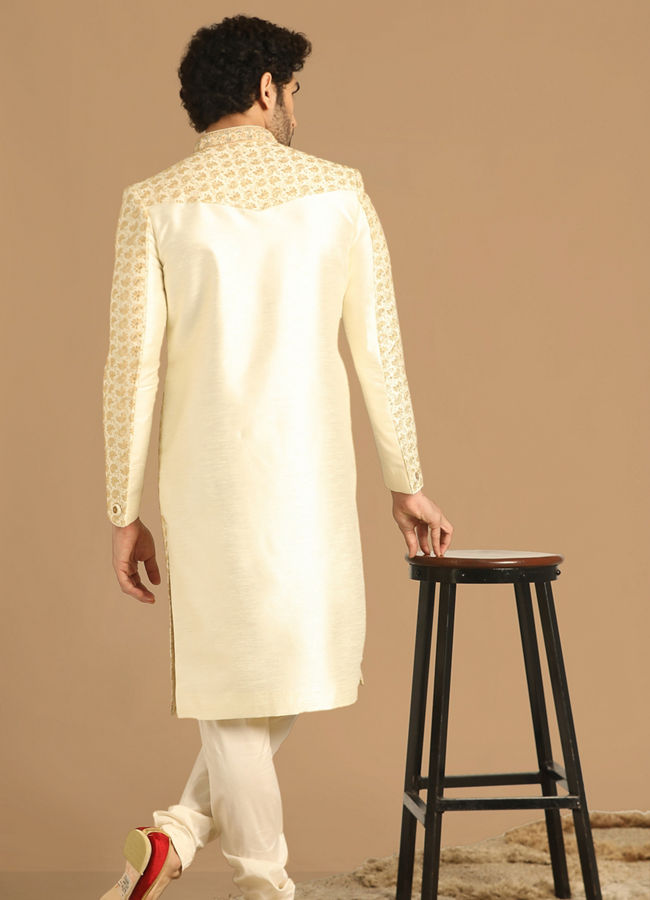 Manyavar Men Sea Shell White Sherwani