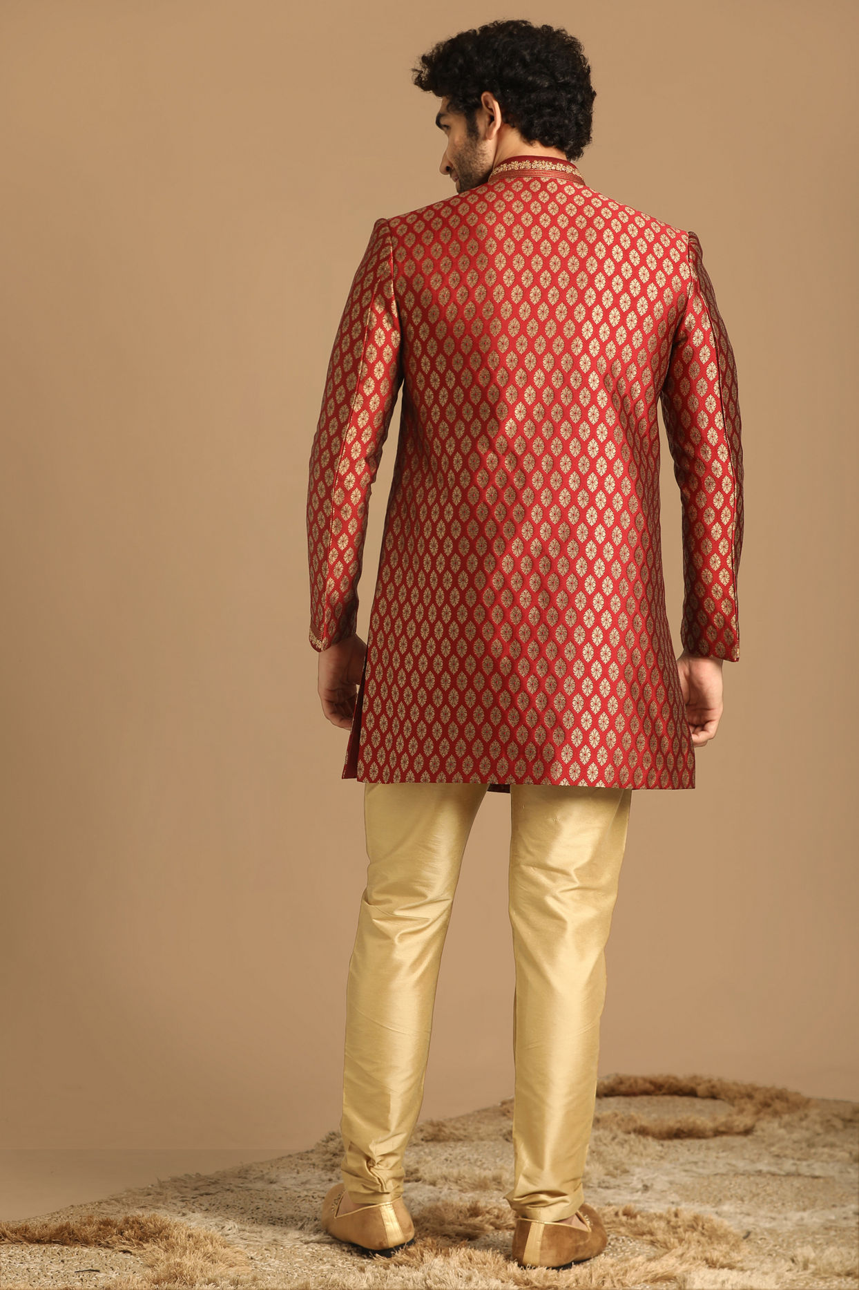 alt message - Manyavar Men Modish Maroon Indo Western image number 2