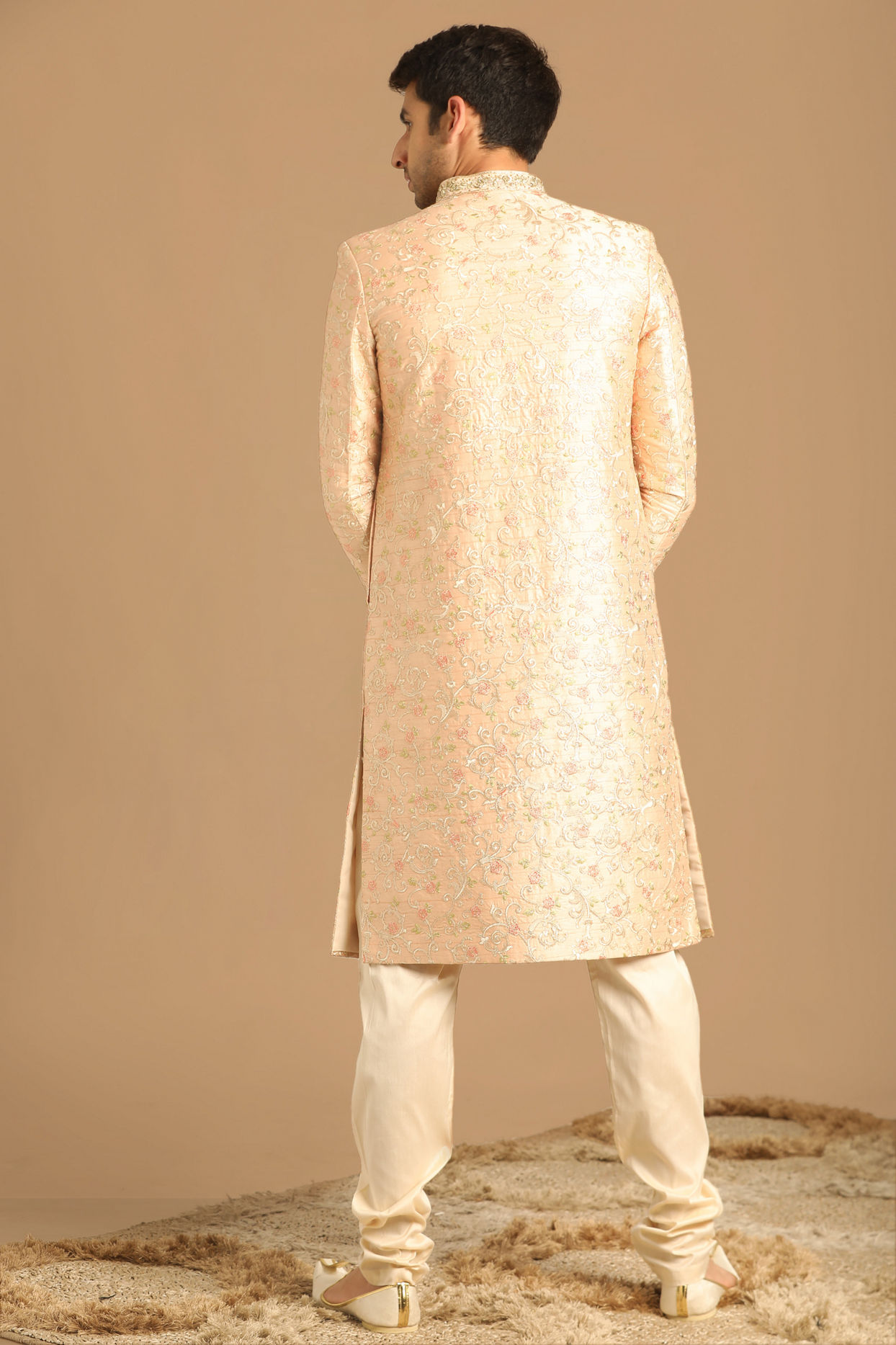 alt message - Manyavar Men Timeless Gajaree Sherwani image number 2