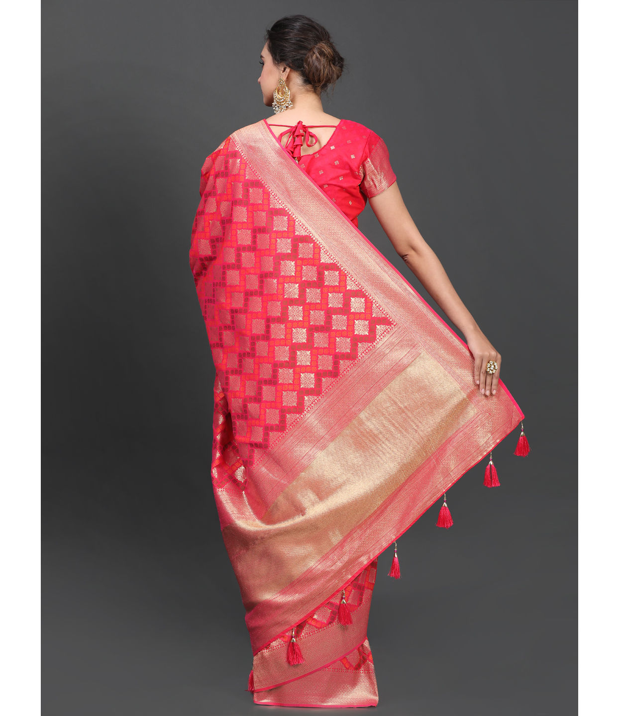 Mohey Women Sublime Rani Pink Saree