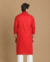 alt message - Manyavar Men Minimalist Red Kurta Set image number 2