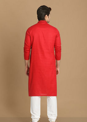 alt message - Manyavar Men Minimalist Red Kurta Set image number 2