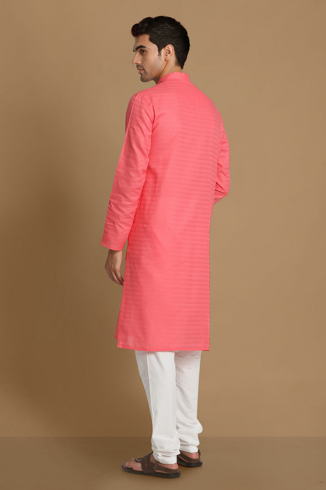 Manyavar Men Bubblegum Pink Self Motif Kurta