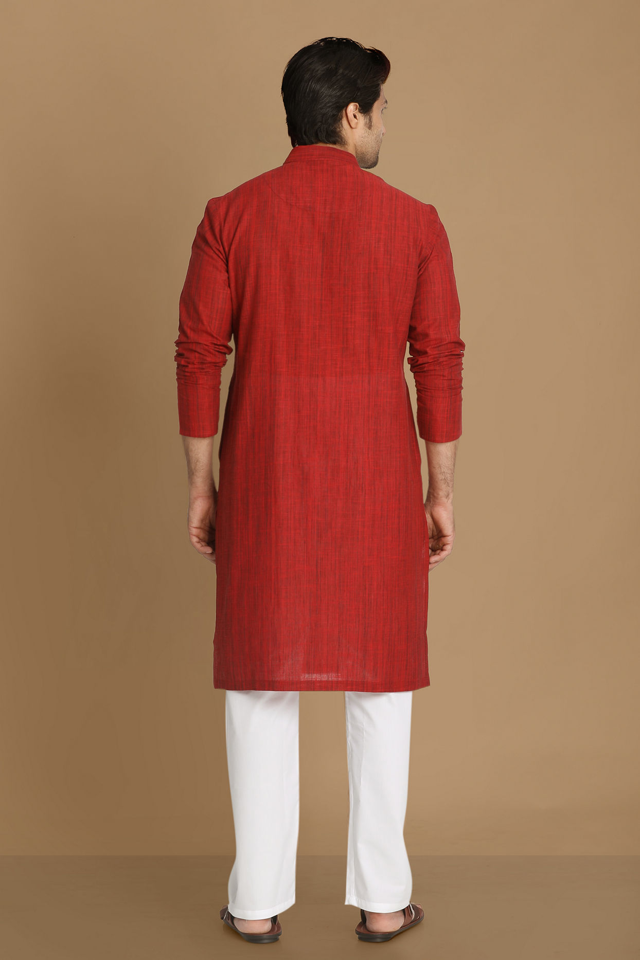 Manyavar Men Ruby Red Self Design Kurta image number 2