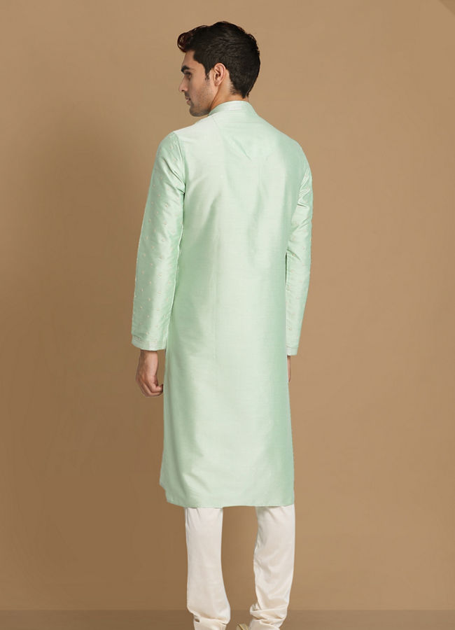 alt message - Manyavar Men Pastel Green Embroidered Kurta Set image number 2