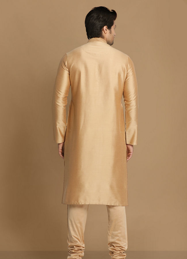 alt message - Manyavar Men Light Taupe Brown Solid Kurta Set image number 2