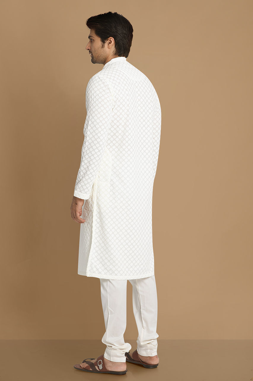 Manyavar Men Sea Shell White Embroidered Kurta Pajama
