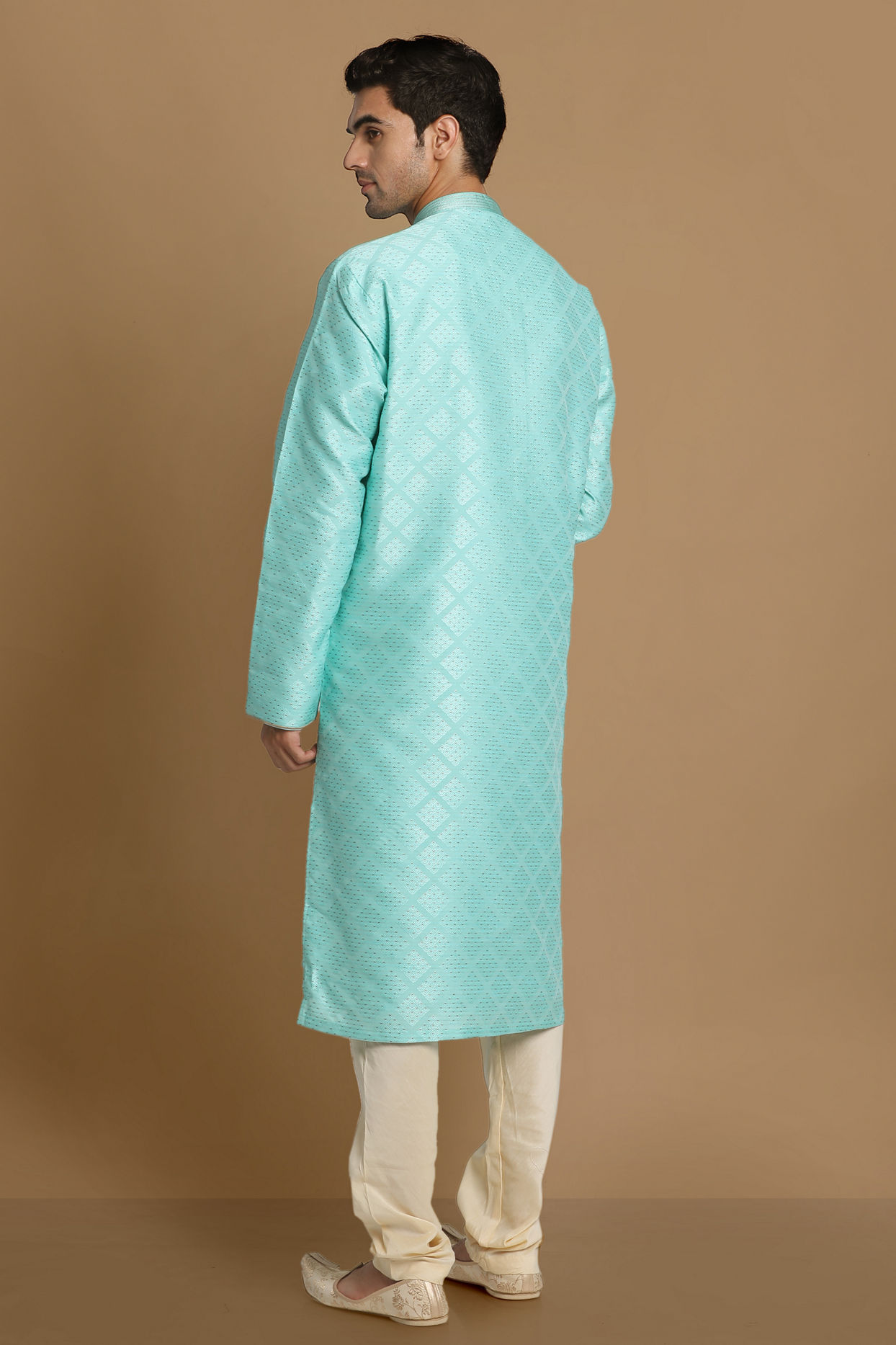 Manyavar Men Sea Green Jaquard Kurta Set