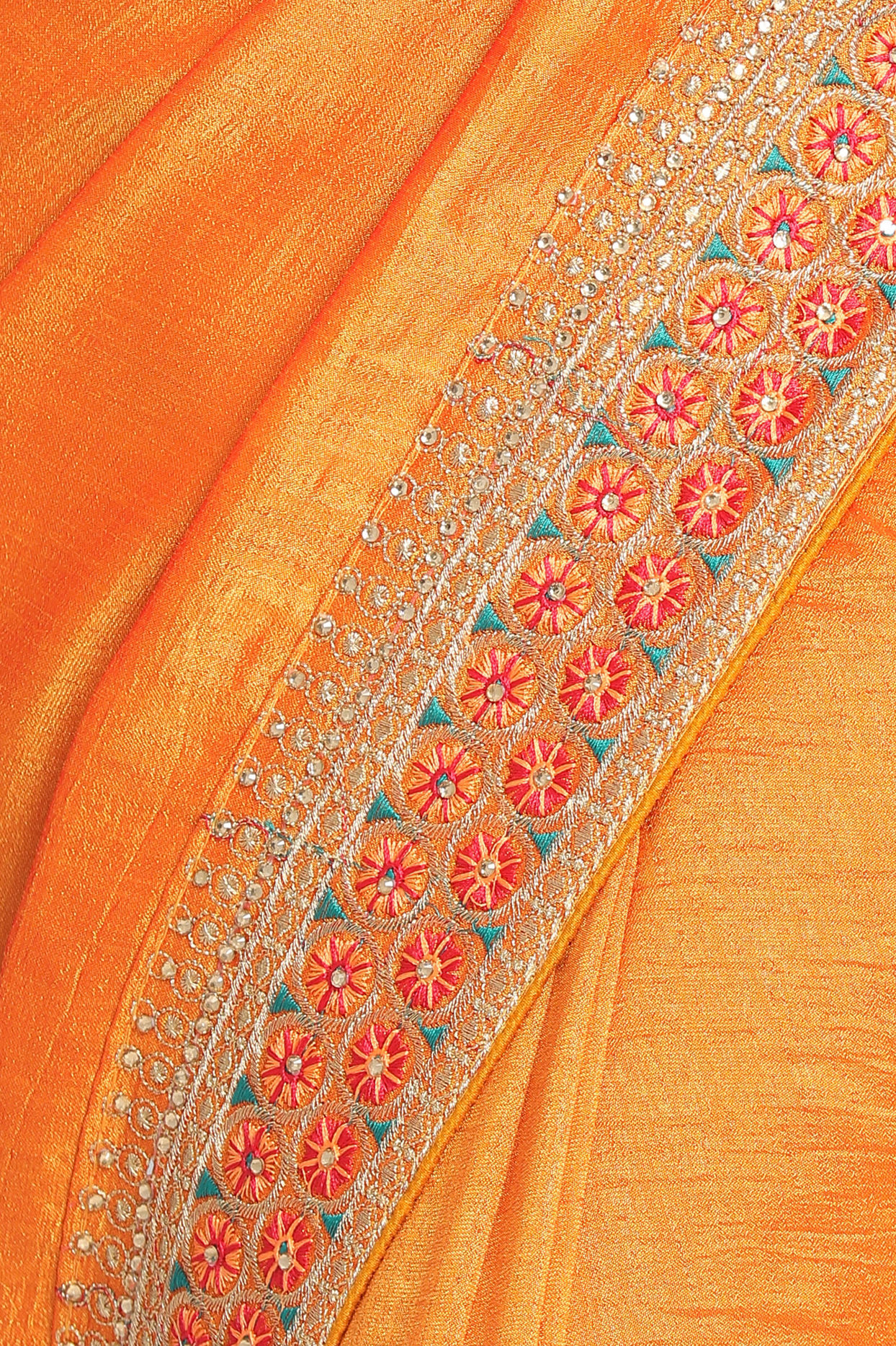 Mohey Women Mustard Yellow Embroidered Saree