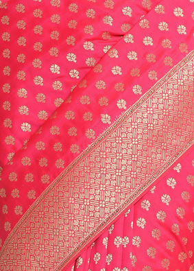 Enchanting Rani Pink Saree image number 3