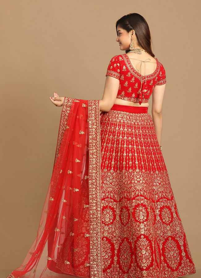 alt message - Mohey Women Royal Red Lehenga image number 3