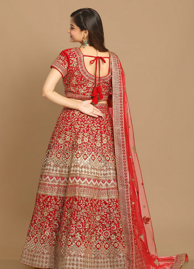 Mohey Women Magnificent Red Bridal Lehenga