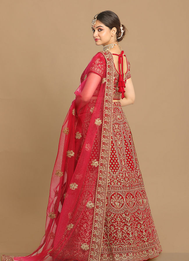 Mohey Women Magnificent Rani Pink Bridal Lehenga