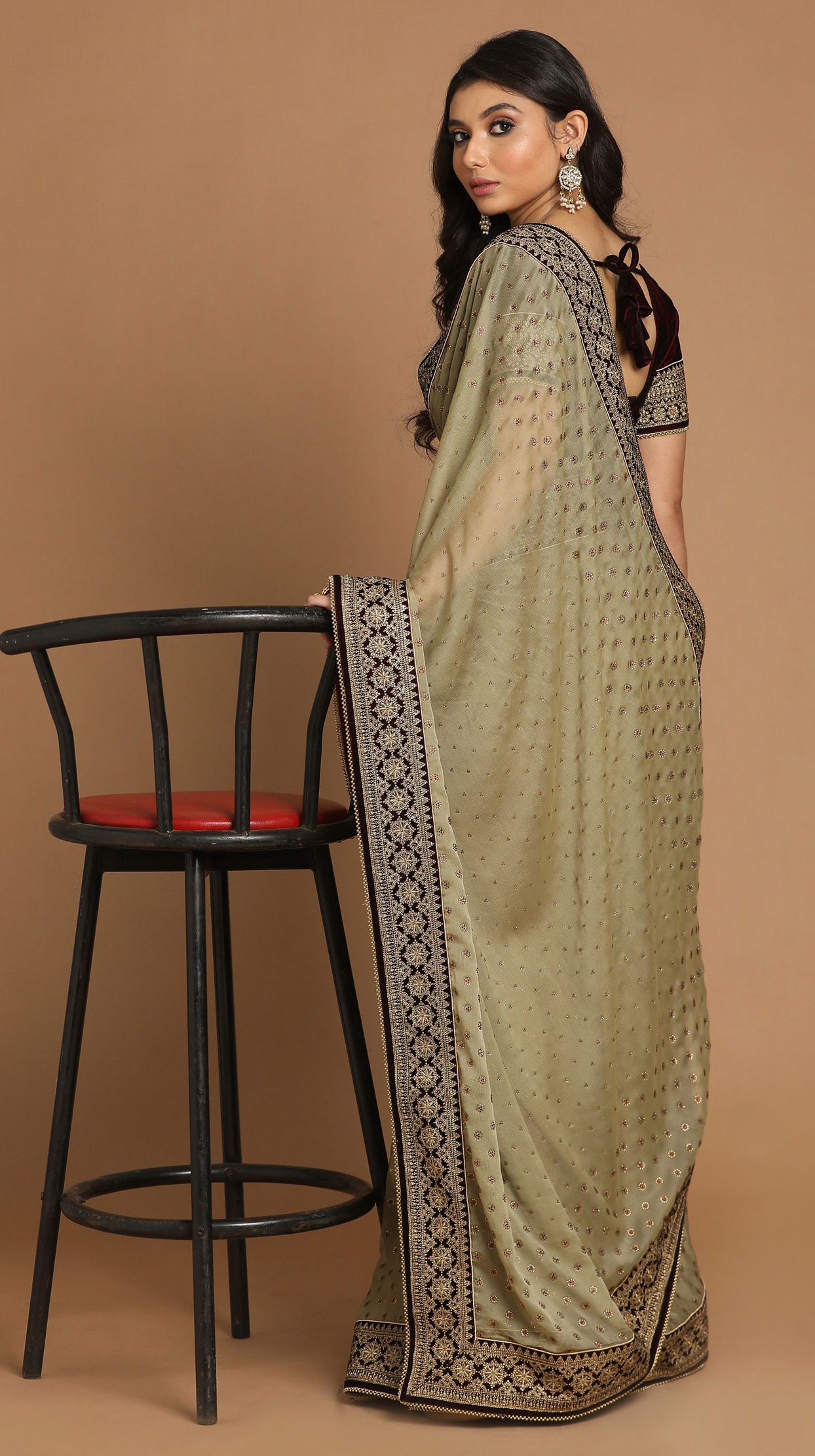 Enchanting Chiffon Pista Saree image number 2