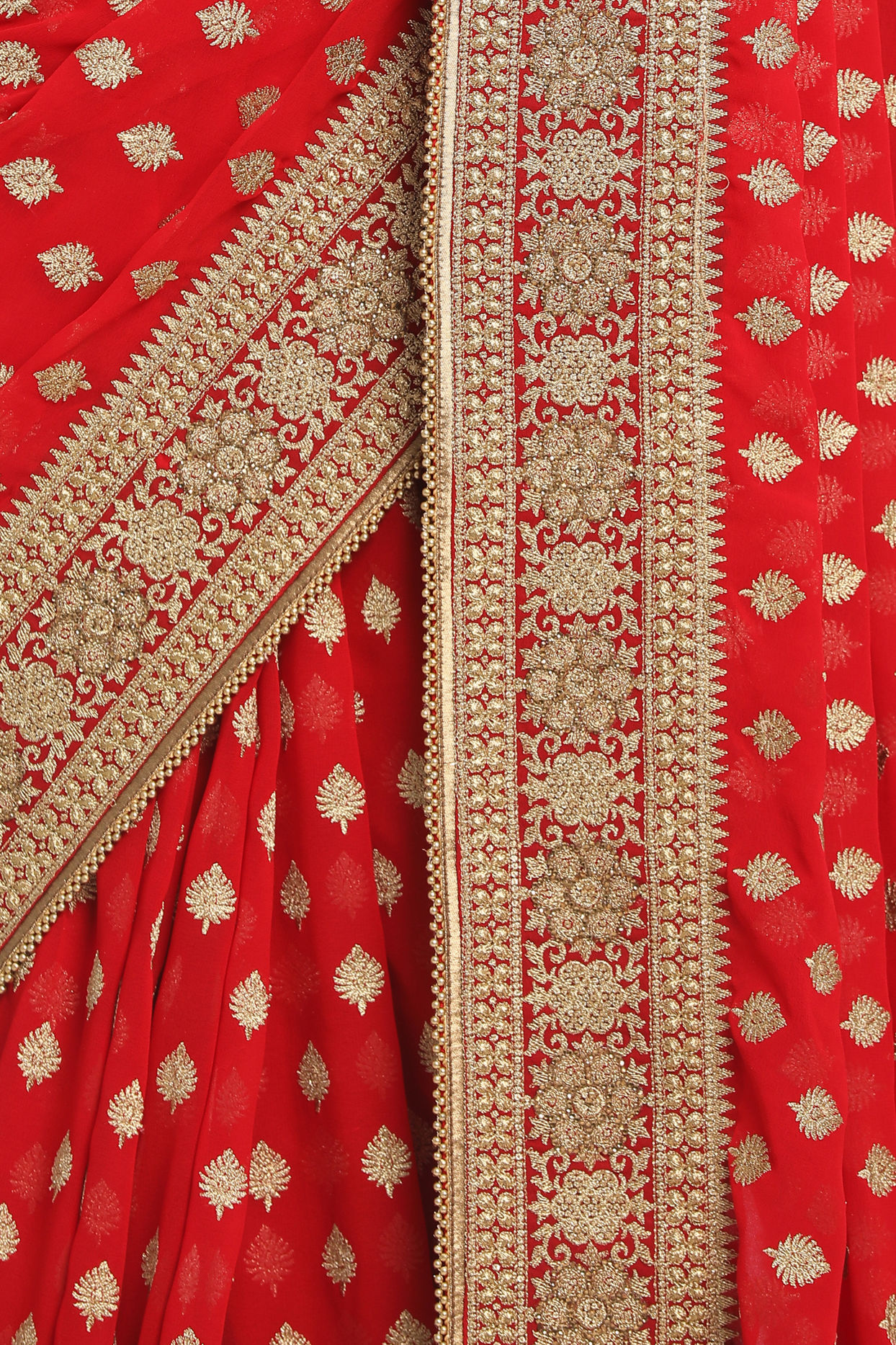Mohey Women Ravishing Red Saree