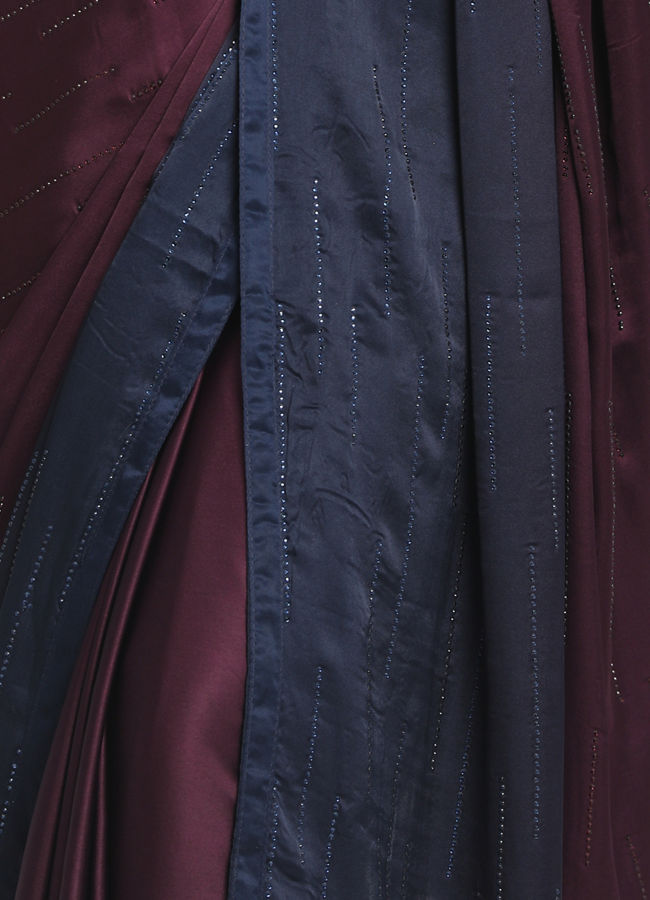 Mohey Women Gorgeous Wine And Indigo Saree