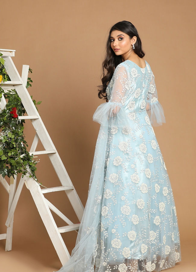 alt message - Mohey Women Light Blue Net Gown image number 3