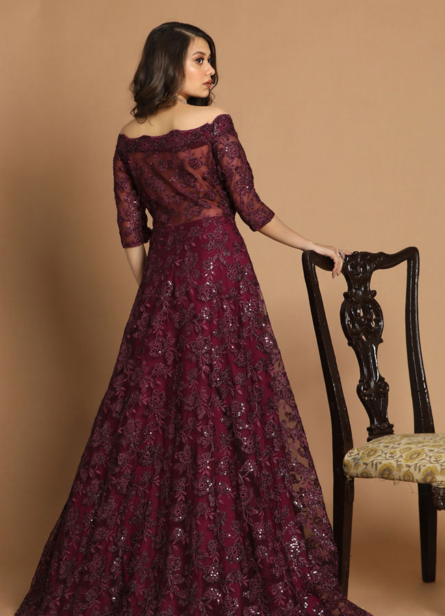 alt message - Mohey Women Off Shoulder Purple Gown image number 3