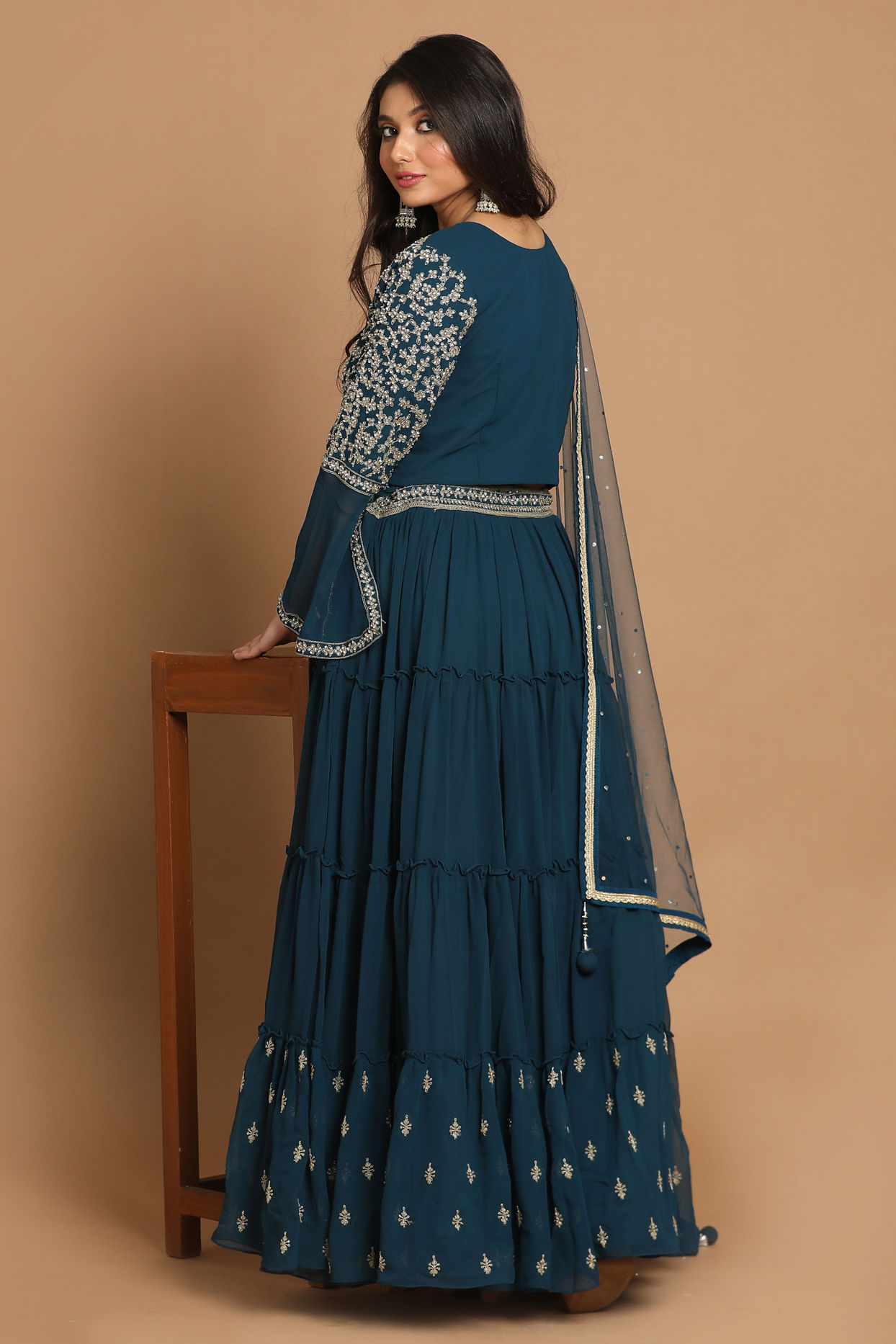 alt message - Mohey Women Classy Blue Lehenga image number 3