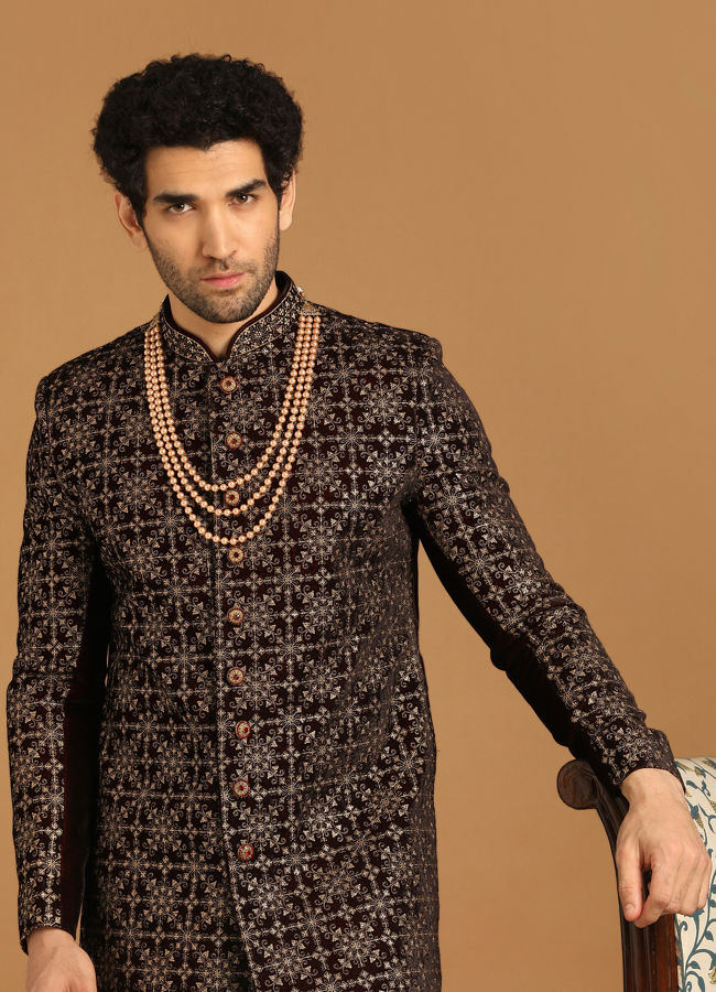 alt message - Manyavar Men Regal Velvet Maroon Sherwani Set image number 0