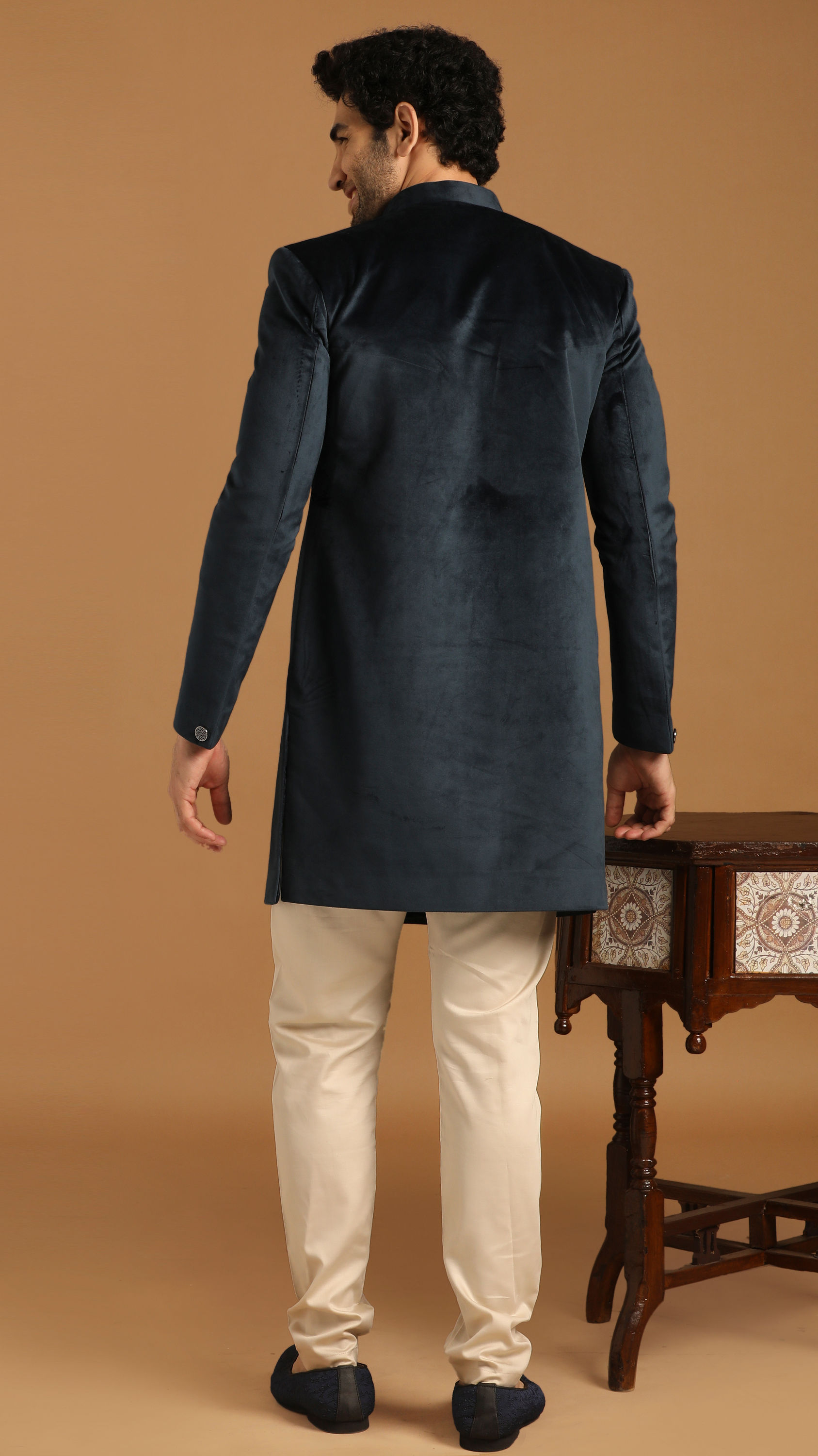 Manyavar Men Feroze Velvet Indo Western
