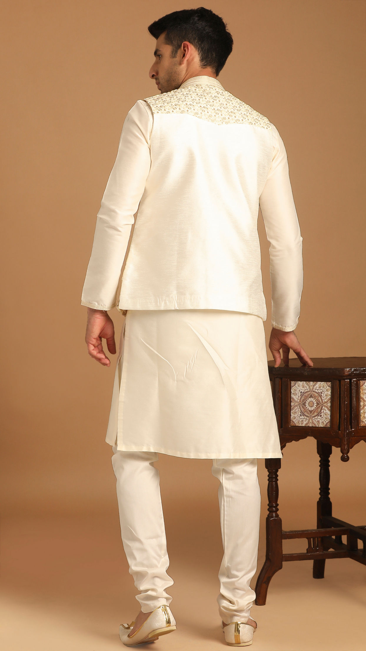 Manyavar Men Off White Embellished Festive Kurta Jacket Set