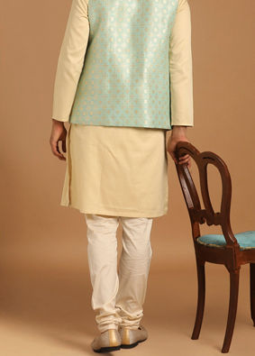 alt message - Manyavar Men Powder Blue And Beige Kurta Jacket Set image number 2