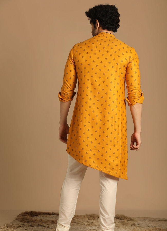Manyavar Men Boota Work Light Orange Kurta