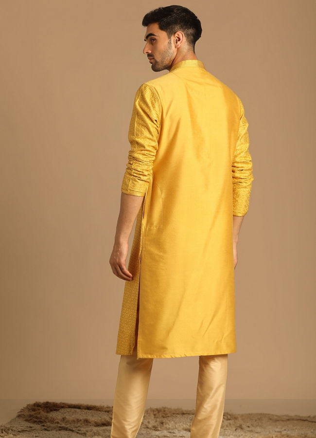 alt message - Manyavar Men Smart-Fit Mustard Kurta Set image number 2