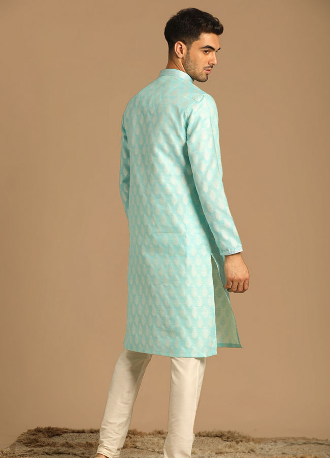 Manyavar Men Peppy Blue Kurta Set