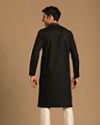 alt message - Manyavar Men Black Kurta Set With Neck Detailing image number 2