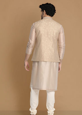 alt message - Manyavar Men Floral Patterned Cream Kurta Jacket Set image number 2