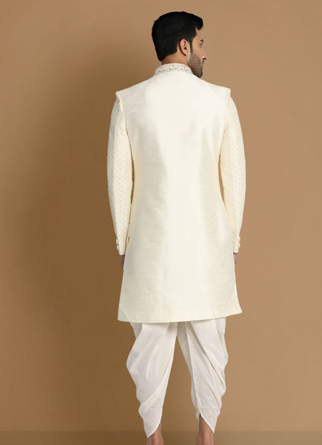 alt message - Manyavar Men Luxe Cream Indo Western Set image number 2