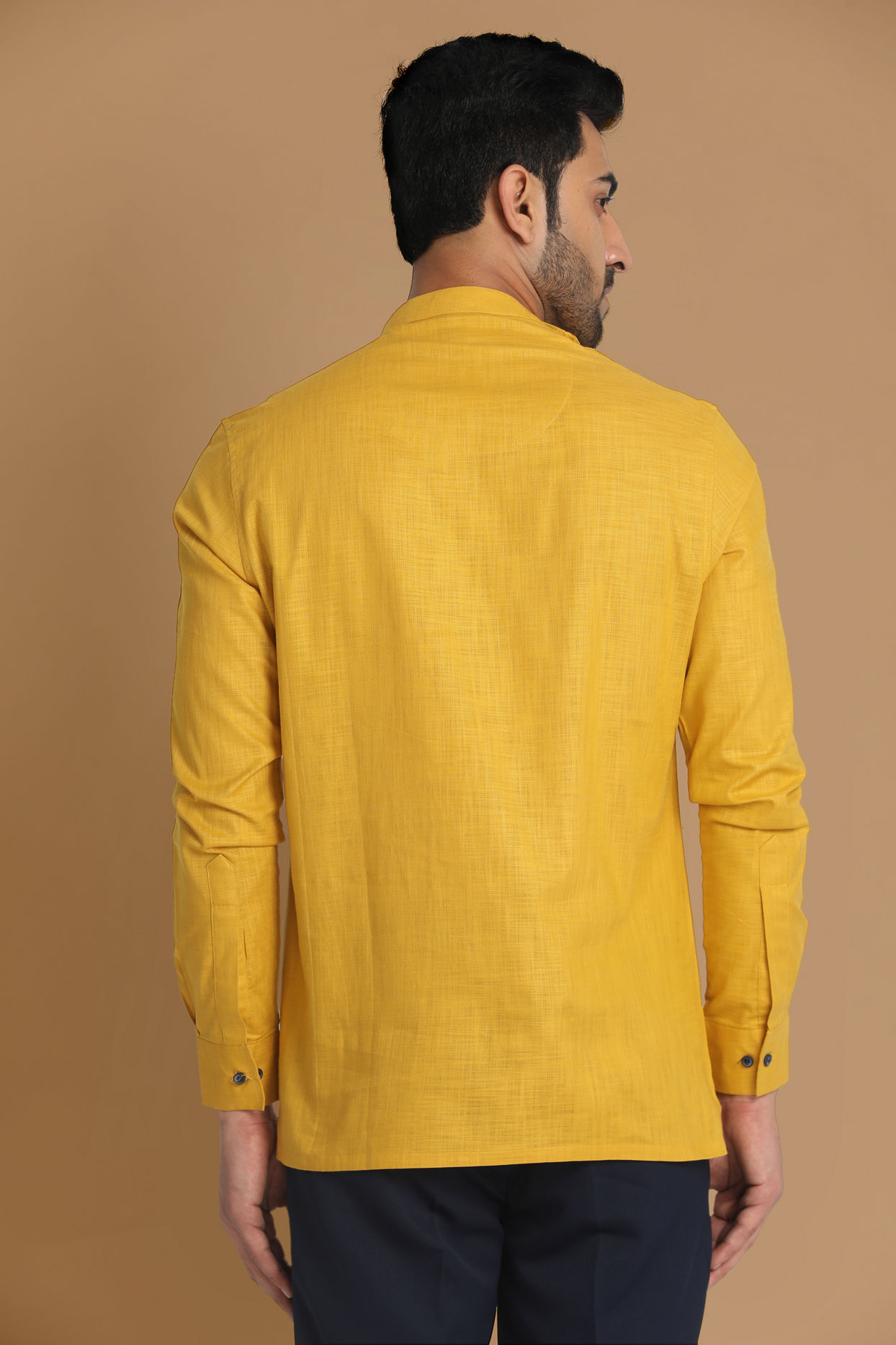 alt message - Manyavar Men Mustard Side Open Short Kurta image number 2