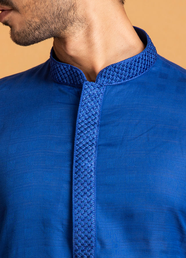Manyavar Men Indigo Blue Self Chequered Kurta