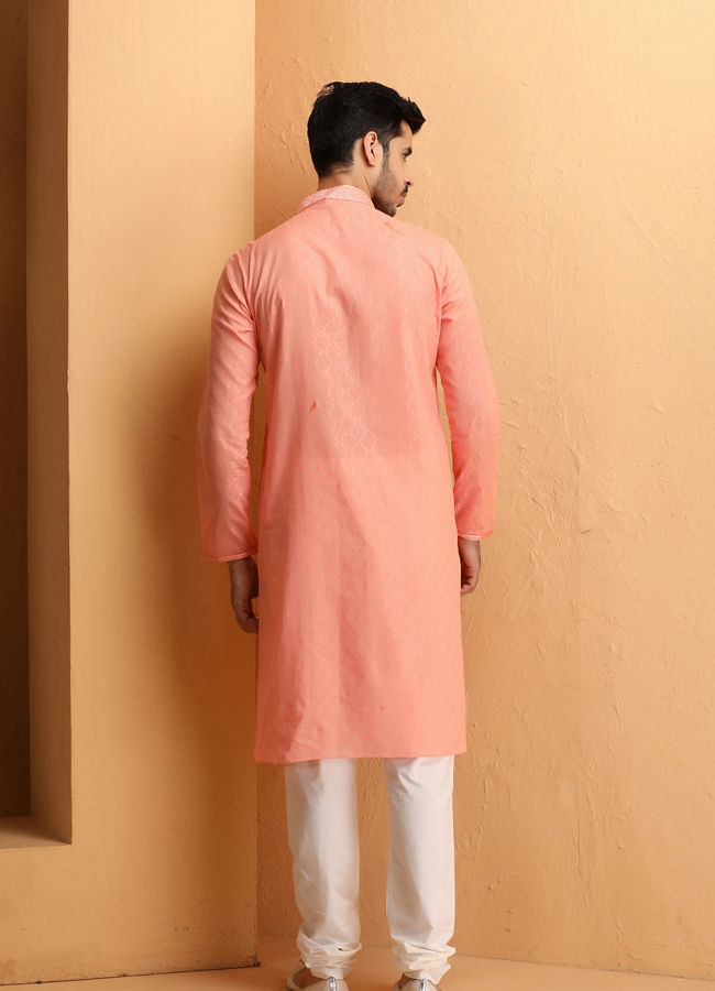 alt message - Manyavar Men Rose Pink Self Motif Kurta Set image number 3