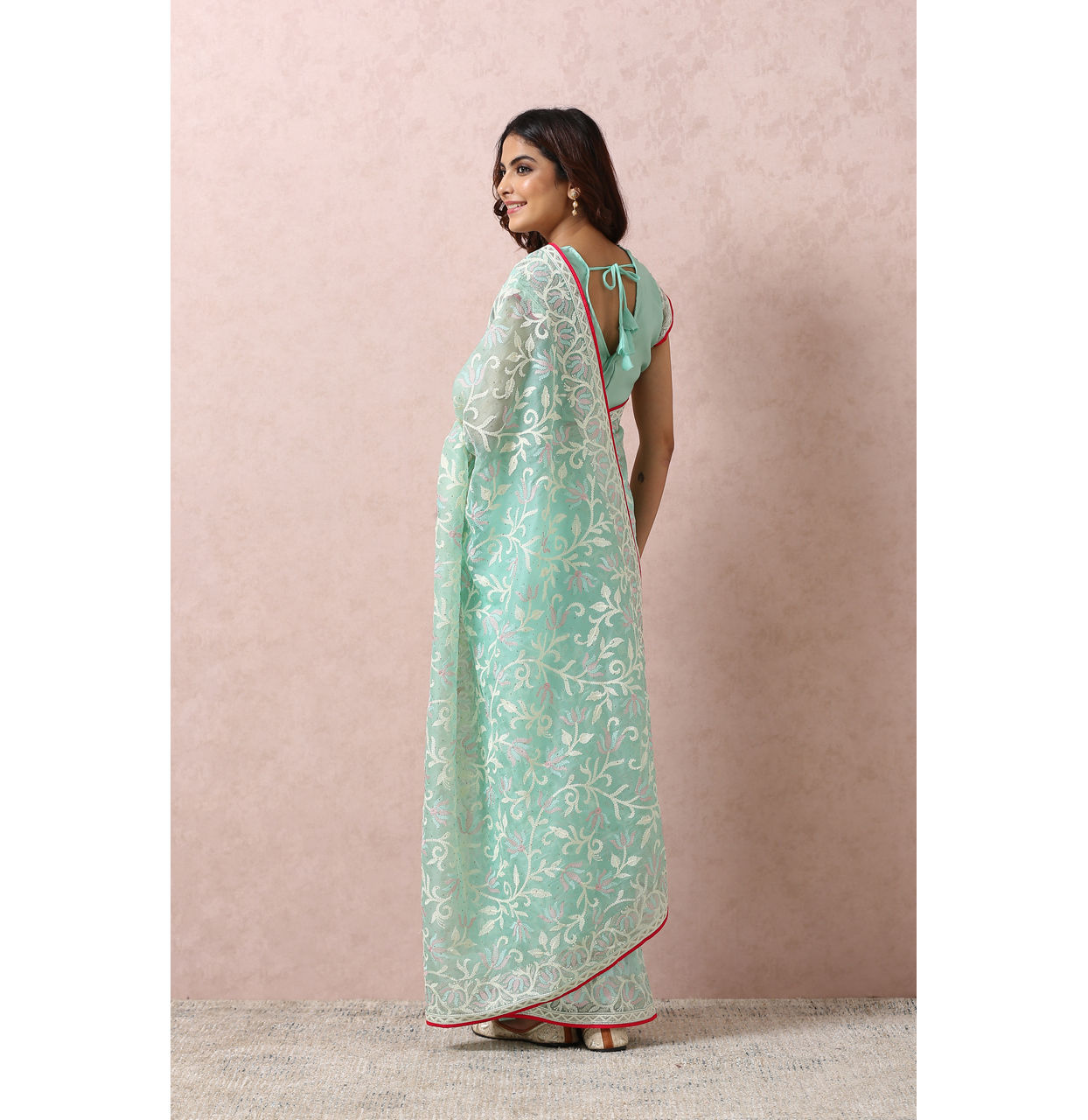 Mohey Women Sea Green Embroidered Saree