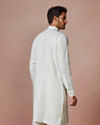 alt message - Manyavar Men Off White Self Striped Kurta image number 4